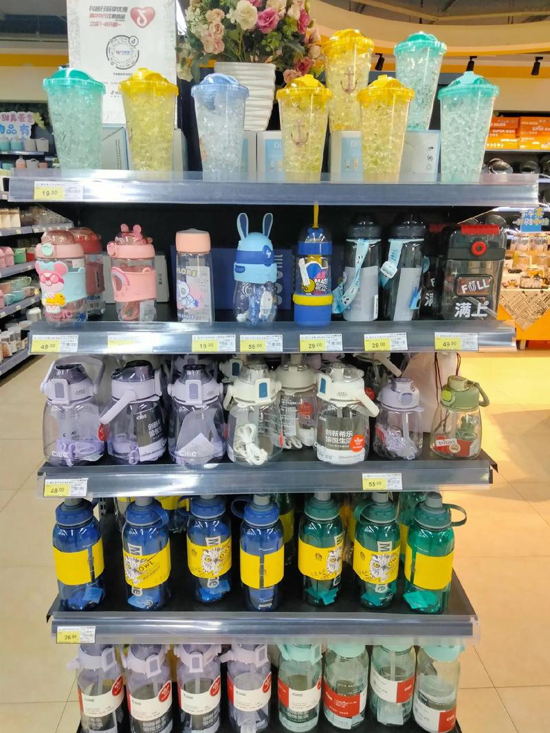 家門口的生活美學 萬德福超市，日用百貨生活必備的溫情驛站